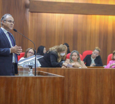 Deputado Firmino Paulo homenageia Conselheiros Tutelares em Sessão Solene na ALEPI